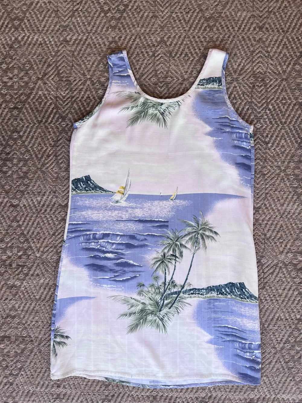 Tommy Bahama beautiful vintage